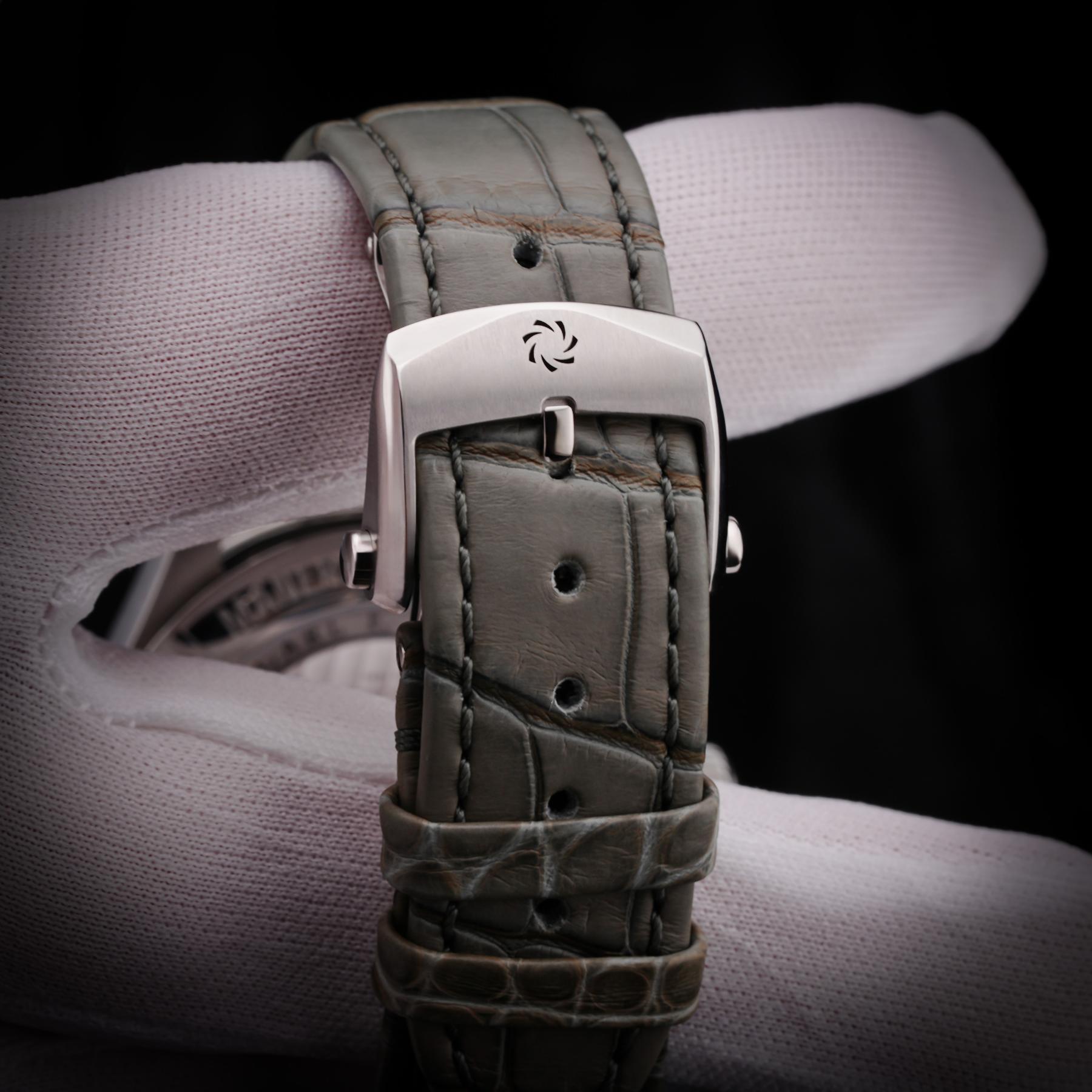 Carl F. Bucherer Manero Peripheral